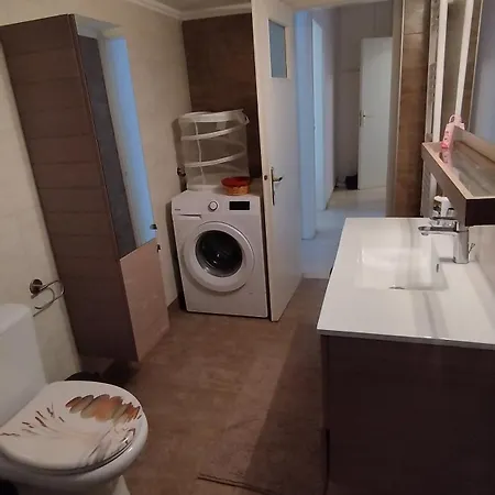 Apartment Spacious Flat Ideal For Families *